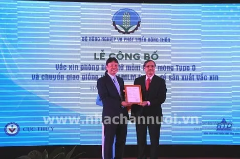 Công bố vắc xin phòng bệnh LMLM type O và chuyển giao giống vi rus LMLM type A để sản xuất vắc xin