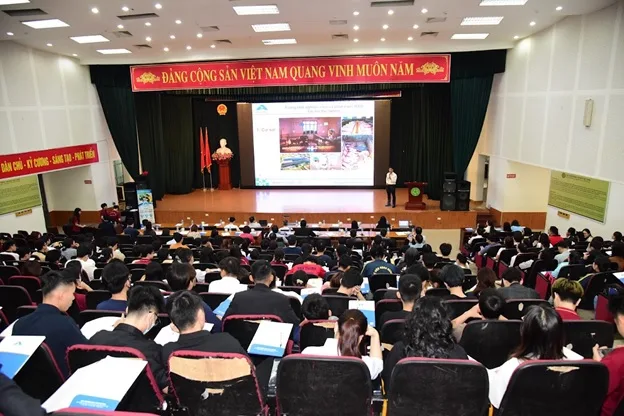 AVAC tham dự hội thảo khoa học: Cập nhật thông tin về bệnh DTLCP và vắc xin phòng bệnh