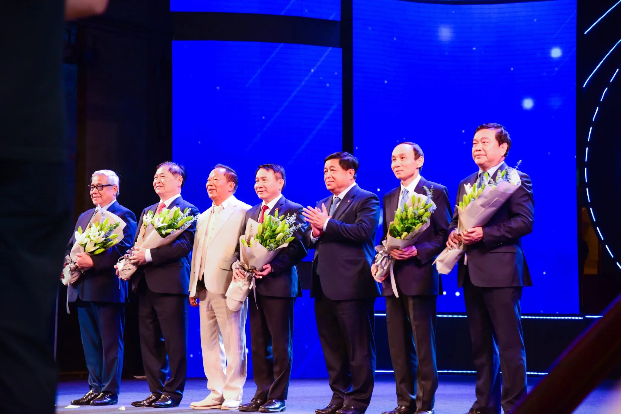 Công trình vắc xin Dịch tả lợn châu Phi AVAC ASF LIVE nhận giải thưởng Bảo Sơn trị giá 120.000 USD