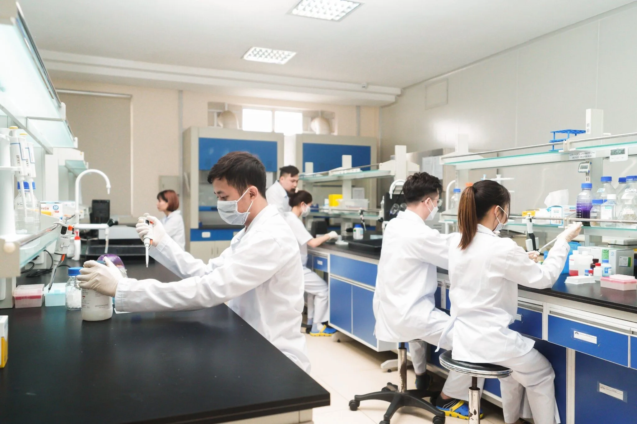 Công trình vắc xin Dịch tả lợn châu Phi AVAC ASF LIVE nhận giải thưởng Bảo Sơn trị giá 120.000 USD
