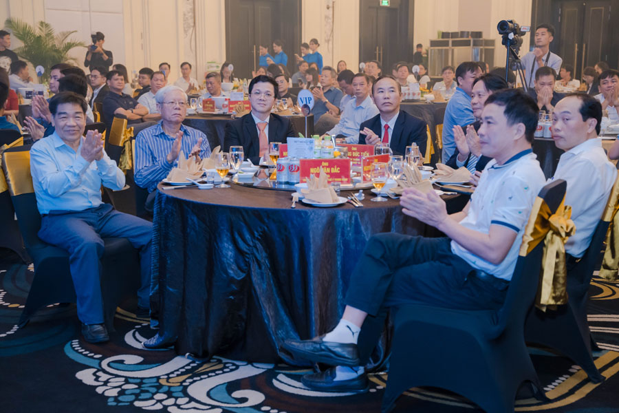 Hội thảo khoa học tại Hạ Long 9