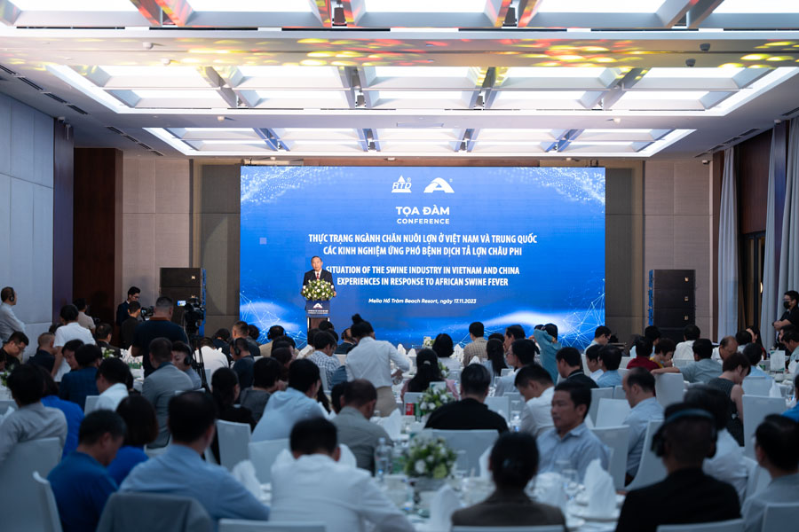 Hội thảo khoa học tại Hồ Tràm 6